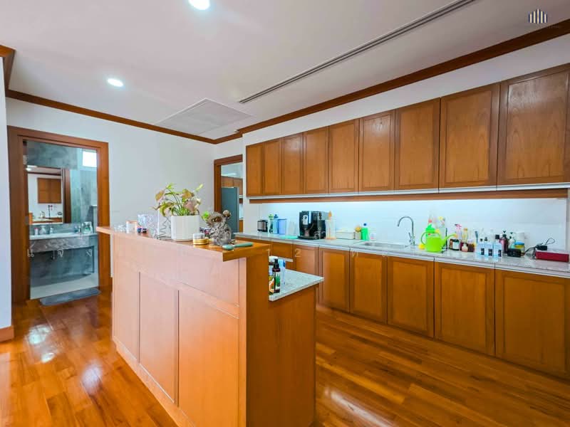 ขายอาคารสำนักงาน แจ้งวัฒนะ 12 หลักสี่ 46 ล้าน 4 ชั้น มีลิฟต์, Bangkok, Thung Song Hong, Lak Si, Bangkok, 1 Bedroom, 1,094 sqm, Townhouse For Sale, by ขายอาคารสำนักงาน แจ้งวัฒนะ 12 หลักสี่ 46 ล้าน 4 ชั้น มีลิฟต์, 500448387 - DDproperty.com
