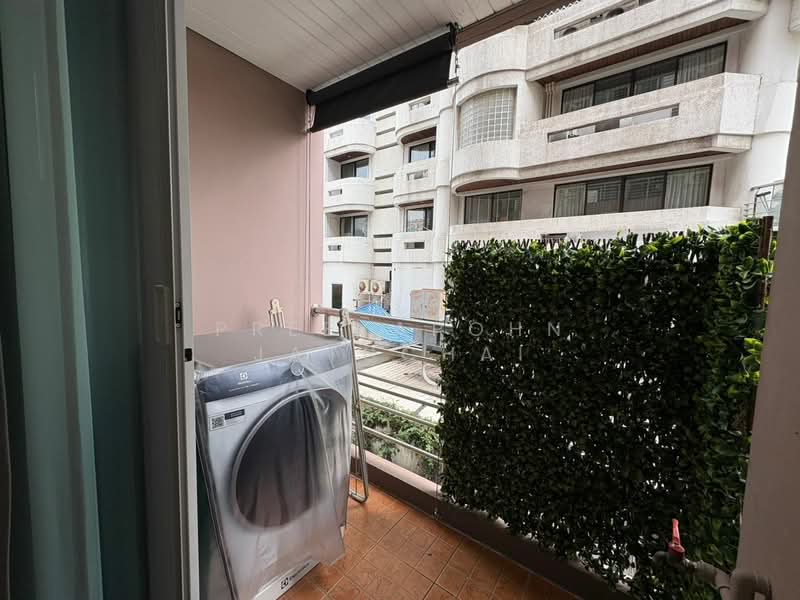 Serene Place Sukhumvit 24, Bangkok, 9 Soi Sukhumvit 24, Sukhumvit Road, Khong Tan, Khlong Toei, Bangkok, 1 Bedroom, 47 sqm, Condo For Sale, by Preeyapohn Jatuchai, 500448389 - DDproperty.com