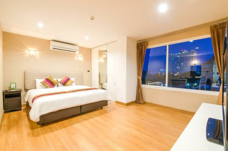 iCheck Inn Residences Sathorn, Bangkok, Sathupradit Road, Chong Nonsi, Yan Nawa, Bangkok, 3 Bedrooms, 156 sqm, Apartment For Rent, by Ploypatcha Chomchid, 500448405 - DDproperty.com