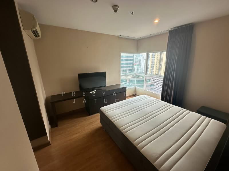 The Parkland Grand Asoke-Phetchaburi, Bangkok, 1811 Phetchaburi Rd, Bang Kapi, Huai Khwang, Bangkok, 2 Bedrooms, 65 sqm, Condo For Sale, by Preeyapohn Jatuchai, 500448442 - DDproperty.com