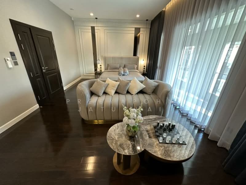 Grand Bangkok Boulevard Krungthepkritha : แกรนด์ บางกอก บูเลอวาร์ด กรุงเทพกรีฑา, กรุงเทพ, ถนน ศรีนครินทร์-ร่มเกล้า, คลองสามประเวศ, ลาดกระบัง, กรุงเทพ, 604 ตร.ม., บ้านเดี่ยว ขาย, โดย Preeyapohn Jatuchai, 500448448 - DDproperty.com