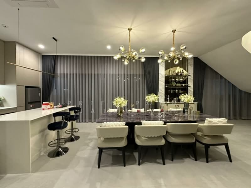 Grand Bangkok Boulevard Krungthepkritha, Bangkok, Srinakarin-Romklao Road, Khlong Sam Prawet, Lat Krabang, Bangkok, 5 Bedrooms, 604 sqm, Single Detached House For Sale, by Preeyapohn Jatuchai, 500448448 - DDproperty.com