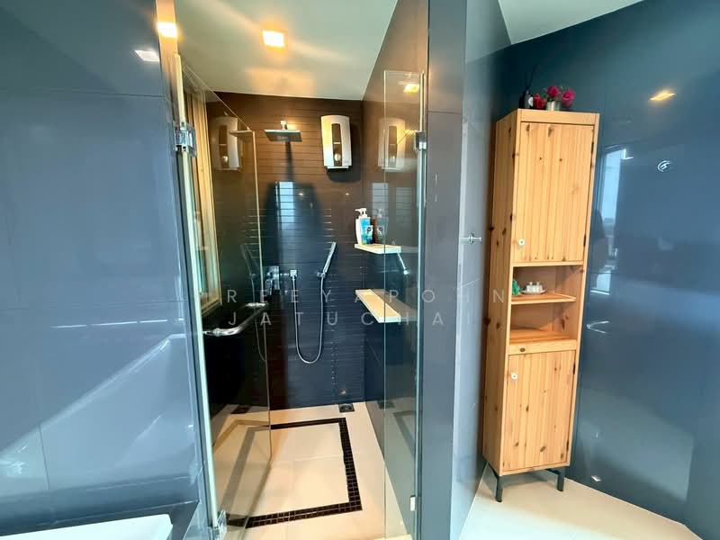 Rhythm Sathorn, Bangkok, 141 Soi Sathorn 21, Yan Nawa, Sathon, Bangkok, 1 Bedroom, 50 sqm, Condo For Sale, by Preeyapohn Jatuchai, 500448453 - DDproperty.com