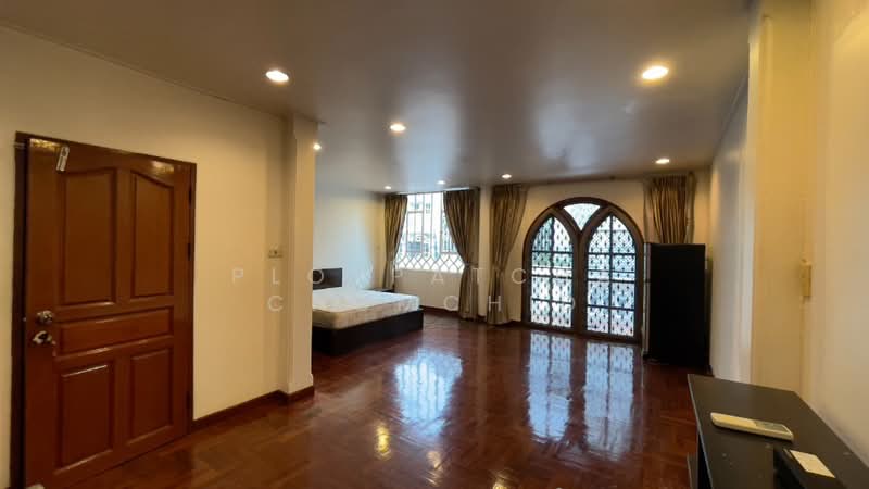 undefined, Bangkok, Khlong Tan Nua, Watthana, Bangkok, 4 Bedrooms, 280 sqm, Townhouse For Rent, by Ploypatcha Chomchid, 500448455 - DDproperty.com