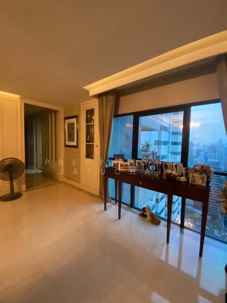 Sathorn Gardens, Bangkok, 39 South Sathorn Road, Thung Maha Mek, Sathon, Bangkok, 4 Bedrooms, 440 sqm, Condo For Sale, by Preeyapohn Jatuchai, 500448465 - DDproperty.com