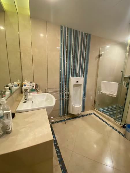 Sathorn Gardens, Bangkok, 39 South Sathorn Road, Thung Maha Mek, Sathon, Bangkok, 4 Bedrooms, 440 sqm, Condo For Sale, by Preeyapohn Jatuchai, 500448465 - DDproperty.com