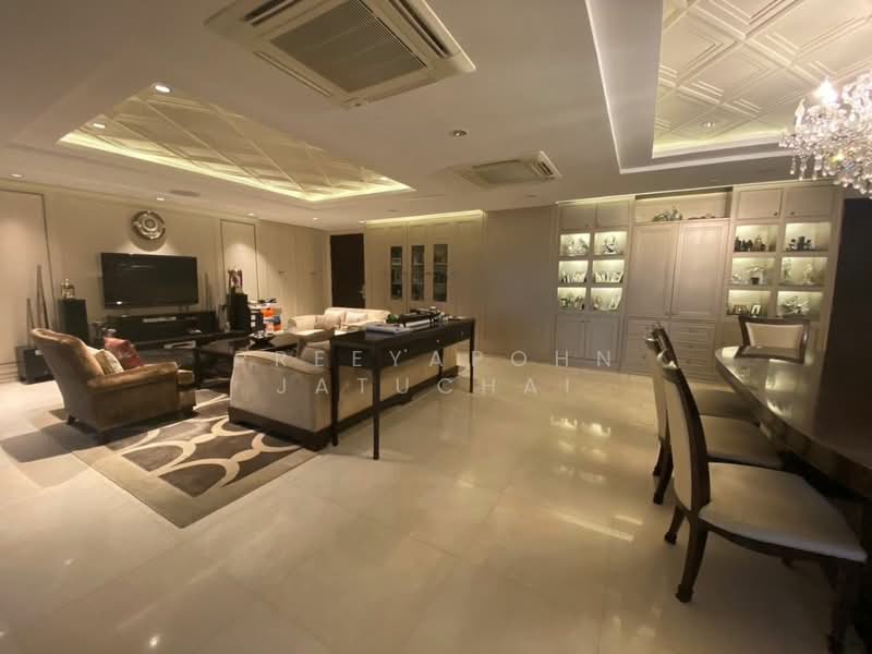 Sathorn Gardens, Bangkok, 39 South Sathorn Road, Thung Maha Mek, Sathon, Bangkok, 4 Bedrooms, 440 sqm, Condo For Sale, by Preeyapohn Jatuchai, 500448465 - DDproperty.com