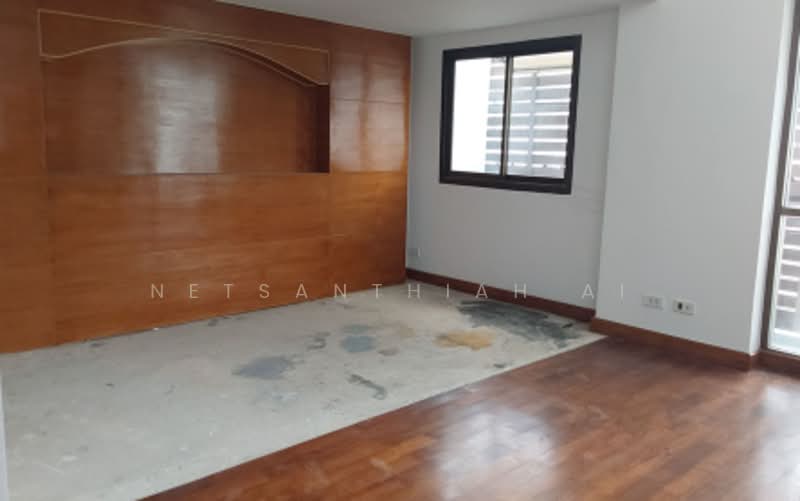 Sriwara Town in Town, Bangkok, Sriwara Road, Phlapphla, Wang Thonglang, Bangkok, 4 Bedrooms, 504 sqm, Townhouse For Sale, by Netsanthiah Ai, 500448472 - DDproperty.com