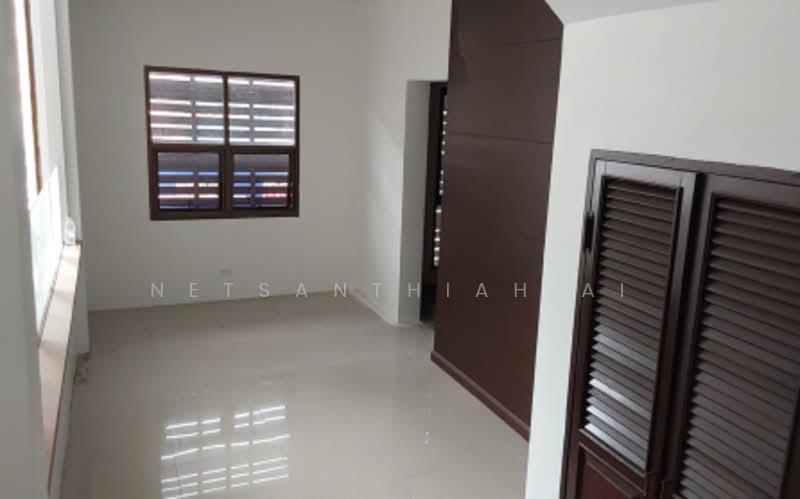 Sriwara Town in Town, Bangkok, Sriwara Road, Phlapphla, Wang Thonglang, Bangkok, 4 Bedrooms, 504 sqm, Townhouse For Sale, by Netsanthiah Ai, 500448472 - DDproperty.com