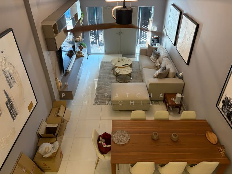 3-BR Townhouse, Bangkok, Phra Kanong Nua, Watthana, Bangkok, 3 Bedrooms, 350 sqm, Townhouse For Rent, by Ploypatcha Chomchid, 500448480 - DDproperty.com