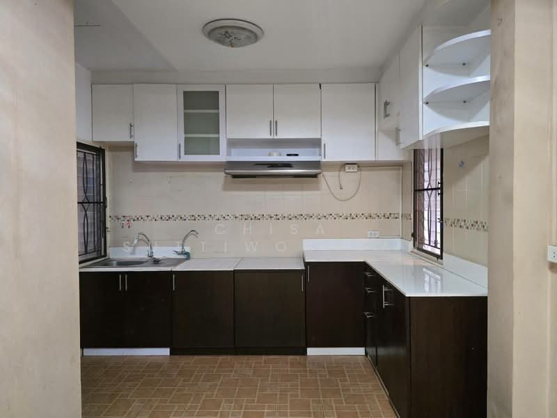 Baan Lalin In The Park Watcharapol-Paholyothin, Bangkok, Rattanagosin Road, Khlong Tanon, Sai Mai, Bangkok, 4 Bedrooms, 250 sqm, Single Detached House For Sale, by Chisa Suttiworakan, 500448506 - DDproperty.com