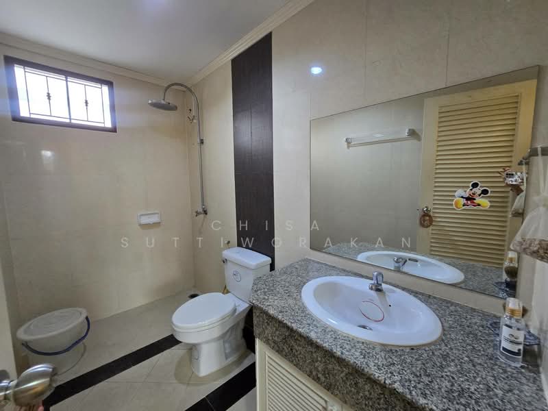 Baan Lalin In The Park Watcharapol-Paholyothin, Bangkok, Rattanagosin Road, Khlong Tanon, Sai Mai, Bangkok, 4 Bedrooms, 250 sqm, Single Detached House For Sale, by Chisa Suttiworakan, 500448506 - DDproperty.com