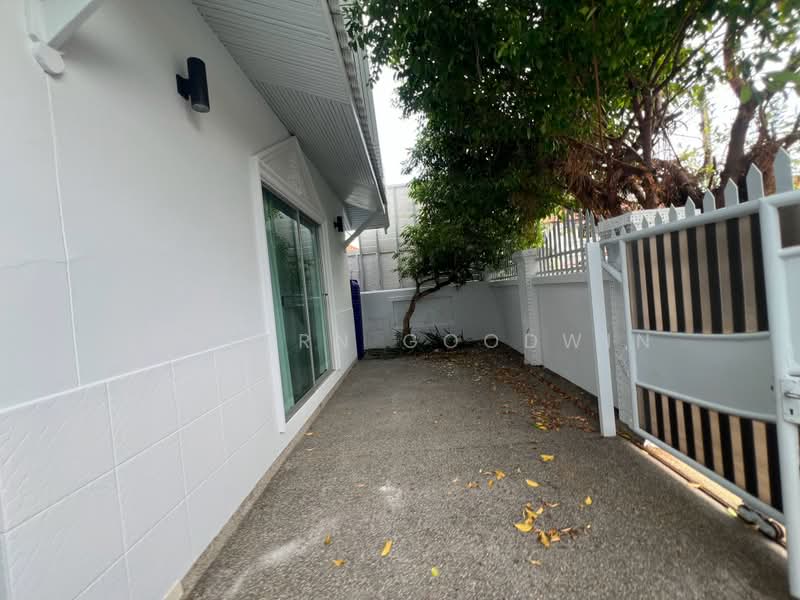 Pattaya Lagoon Village, Chon Buri (Pattaya), Nong Pru, Bang Lamung (Pattaya), Chon Buri (Pattaya), 3 Bedrooms, 260 sqm, Single Detached House For Rent, by Baifern Goodwin, 500448508 - DDproperty.com