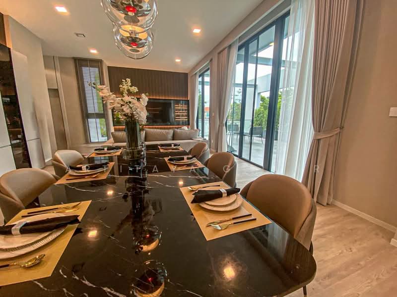 VIVE Krungthep Kreetha, Bangkok, Krungthep Kreetha Road, Saphan Sung, Bangkok, 4 Bedrooms, 421 sqm, Single Detached House For Rent, by Artitaya Gaiyar, 500448510 - DDproperty.com