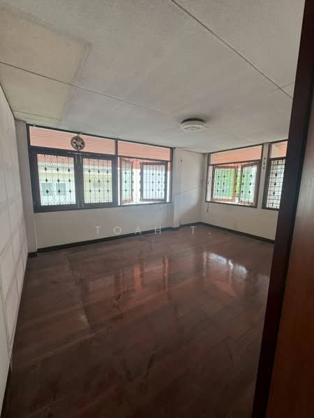 อาคารให้เช่า เอกมัย พระโขนง สุขุมวิท : Buildings for rent in Ekkamai, Phra Khanong, and Sukhumvit., กรุงเทพ, พระโขนงเหนือ, วัฒนา, กรุงเทพ, 500 ตร.ม., ตึกแถว-อาคารพาณิชย์ ให้เช่า, โดย TOAH T., 500448521 - DDproperty.com