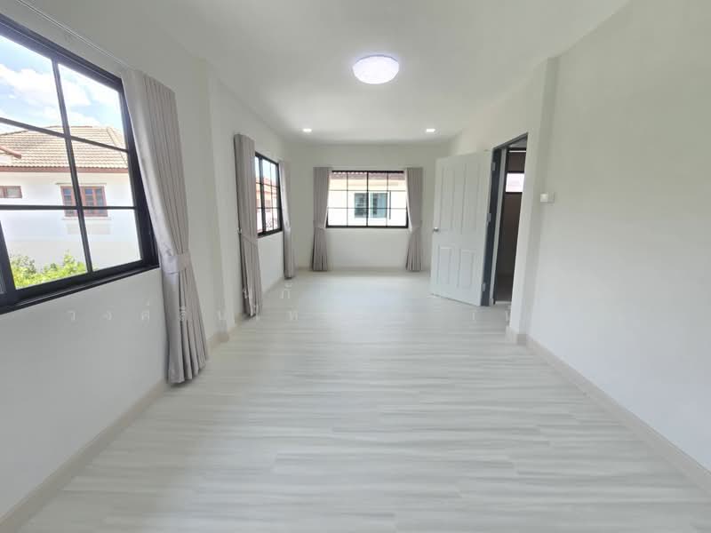 K.C. Garden Home, Bangkok, Nimit Mai Road, Sam Wa Tawan Ok, Khlong Sam Wa, Bangkok, 5 Bedrooms, 220 sqm, Single Detached House For Sale, by นภัสศรณ์ วงศ์สินไทยกร (นันท์), 500448535 - DDproperty.com