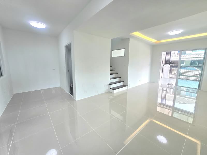 Pruksa Ville 55 Wongwaen-Ramintra, Bangkok, Soi Surao Khlong Nueng 13, Bang Chun, Khlong Sam Wa, Bangkok, 3 Bedrooms, 96 sqm, Townhouse For Sale, by นภัสศรณ์ วงศ์สินไทยกร (นันท์), 500448537 - DDproperty.com