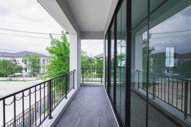 ลัดดารมย์ พุทธมณฑลสาย3, Bangkok, Thawi Watthana, Bangkok, 4 Bedrooms, 354 sqm, Single Detached House For Sale, by สรภพ ยอดไชย (สีฝุ่น), 500448560 - DDproperty.com