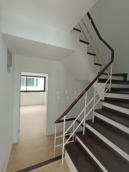 Supalai Park Ville 2 Phaholyothin-Ramintra KM.1, Bangkok, Phaholyothin 48 Road (Intersection 33), Anusaowari, Bang Khen, Bangkok, 4 Bedrooms, 180 sqm, Townhouse For Sale, by ประเสริฐศักดิ์ นาคสกุล, 500448562 - DDproperty.com