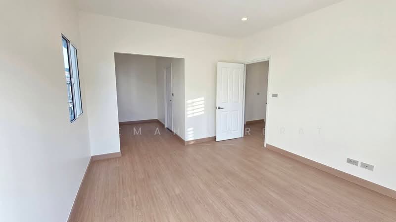The plant Khathu, Phuket, , Kathu, Phuket, 3 Bedrooms, 240 sqm, Semi-Detached House (Twin House) For Sale, by Halemah Varerat, 500448572 - DDproperty.com