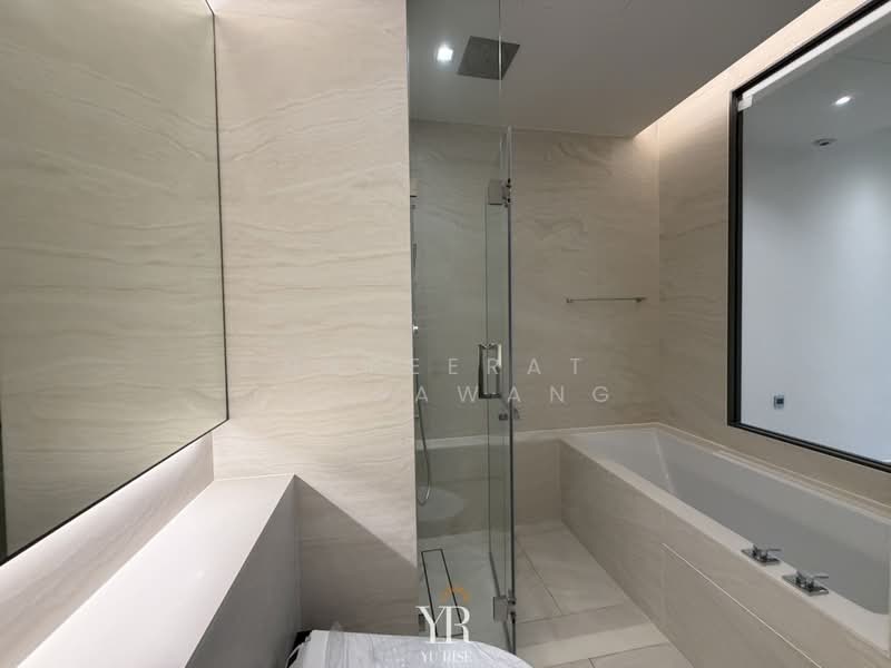 The Strand Thonglor, Bangkok, 36 Soi Sukhumvit 55, Khlong Tan Nua, Watthana, Bangkok, 1 Bedroom, 51 sqm, Condo For Sale, by Nareerat Pimsawang, 500448576 - DDproperty.com