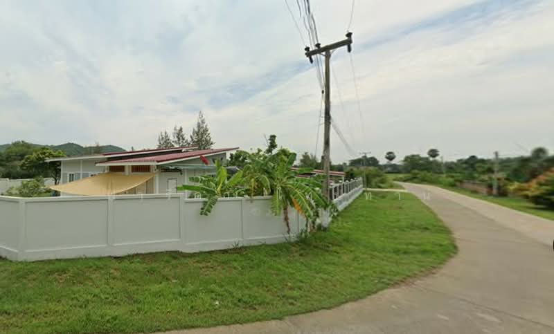 House for sale in Pranburi, Prachuap Khiri Khan. Land area 1-1-0 rai. Near Pranburi beach, Prachuap Khiri Khan, Pran Buri, Prachuap Khiri Khan, 3 Bedrooms, 118 sqm, Single Detached House For Sale, by Fareeda Thaipatan, 500448577 - DDproperty.com