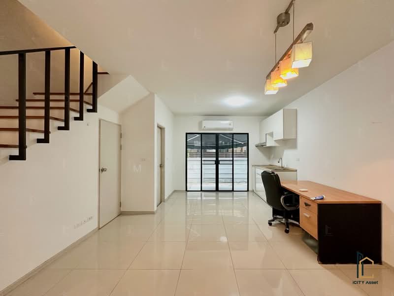 Areeya Mandarina Sukhumvit 77 : อารียา แมนดารีนา สุขุมวิท 77, กรุงเทพ, ถนนสุขุมวิท 77 (อ่อนนุช), สวนหลวง, กรุงเทพ, 225 ตร.ม., ทาวน์เฮ้าส์ ให้เช่า, โดย Metas M, 500448599 - DDproperty.com