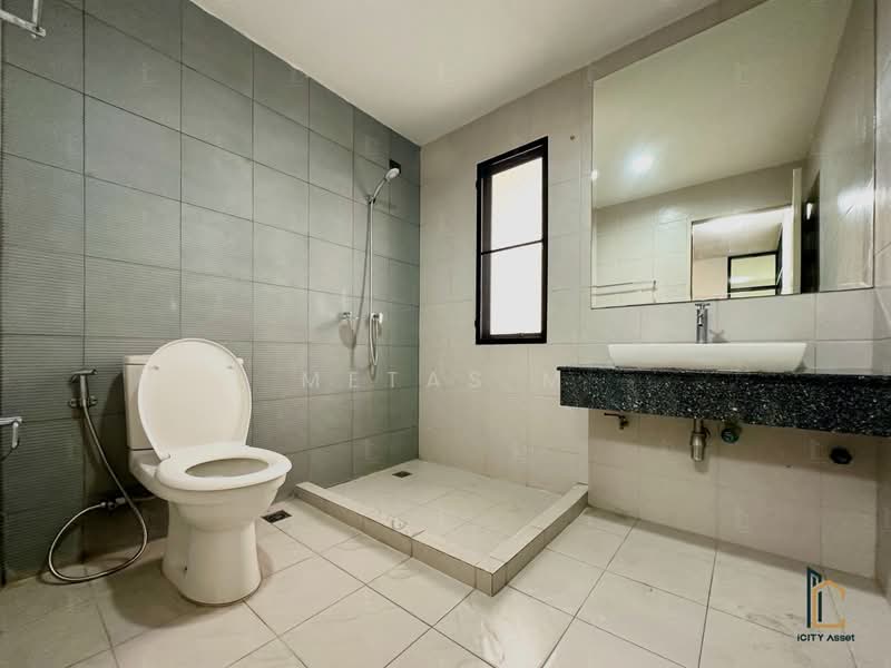 Areeya Mandarina Sukhumvit 77, Bangkok, Sukhumvit 77 Road (On Nut), Suan Luang, Bangkok, 4 Bedrooms, 225 sqm, Townhouse For Rent, by Metas M, 500448599 - DDproperty.com