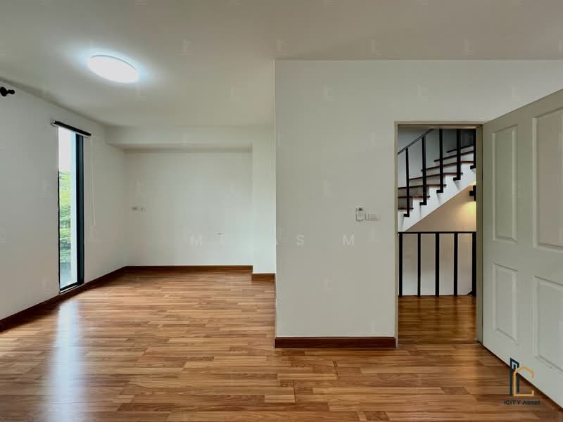 Areeya Mandarina Sukhumvit 77, Bangkok, Sukhumvit 77 Road (On Nut), Suan Luang, Bangkok, 4 Bedrooms, 225 sqm, Townhouse For Rent, by Metas M, 500448599 - DDproperty.com