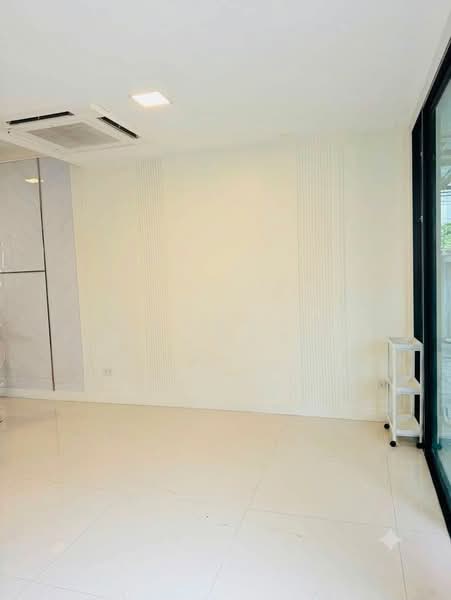 PATIO Ngamwongwan-Prachachuen, Nonthaburi, Thung Song Hong Lak Si, Tha-Sai, Muang Nonthaburi, Nonthaburi, 4 Bedrooms, 169 sqm, Townhouse For Rent, by ปรินทร์ญาดา ชิณโชติ, 500448612 - DDproperty.com