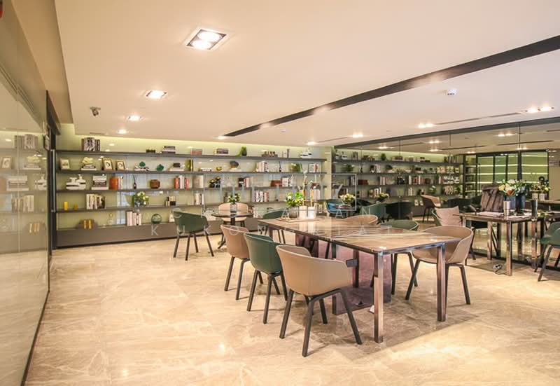 IDEO Sathorn-Wongwian Yai, Bangkok, 219 Soi Krung Thonburi 1, Khlong Ton Sai, Khlong San, Bangkok, 2 Bedrooms, 70 sqm, Condo For Sale, by Chokanan Kukongkiat, 500448630 - DDproperty.com