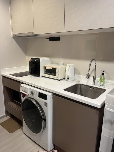 Life Sathorn Sierra, Bangkok, Ratchaphruek Rd, Talat Plu, Thon Buri, Bangkok, 1 Bedroom, 35 sqm, Condo For Rent, by Kim Nichada, 500448634 - DDproperty.com