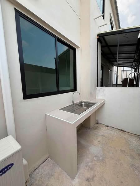 ให้เช่าทาวน์โฮมใหม่ ม.บริสทาวน์ ( Birs Town ) ปลวกแดง ระยอง, Rayong, Pluak Daeng, Rayong, 3 Bedrooms, 75 sqm, Townhouse For Rent, by Dusit Saengfa, 500448648 - DDproperty.com