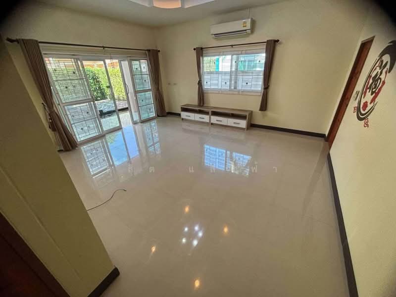 ให้เช่าบ้านเดี่ยว ม.ตะวันวิลล์ หนองระลอก บ้านค่าย ระยอง, Rayong, Nong Lalok, Ban Khai, Rayong, 3 Bedrooms, 140 sqm, Single Detached House For Rent, by Dusit Saengfa, 500448650 - DDproperty.com