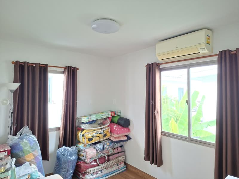ไลฟ์วัลเลย์ ศรีราชา, Chon Buri (Pattaya), Surasak, Si Racha, Chon Buri (Pattaya), 3 Bedrooms, 170 sqm, Semi-Detached House (Twin House) For Sale, by นเรศ สืบสิมมา, 500448651 - DDproperty.com