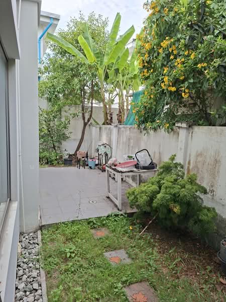 ไลฟ์วัลเลย์ ศรีราชา, Chon Buri (Pattaya), Surasak, Si Racha, Chon Buri (Pattaya), 3 Bedrooms, 170 sqm, Semi-Detached House (Twin House) For Sale, by นเรศ สืบสิมมา, 500448651 - DDproperty.com