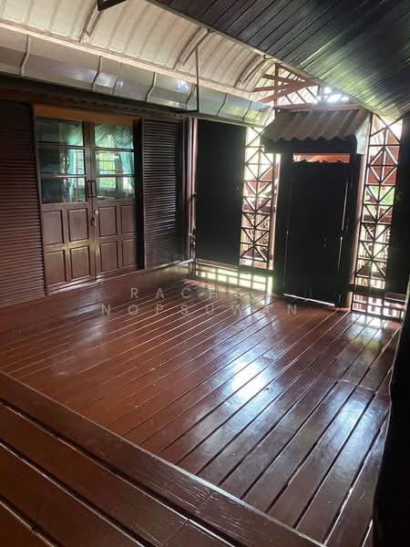 Thai-style wooden house in good condition for sale. Located in Nam Noi. Land size: 2 ngan 1 square w, Songkhla, Nam Noi, Hat Yai, Songkhla, 3 Bedrooms, 804 sqm, Single Detached House For Sale, by Rachen Nopsuwan, 500448697 - DDproperty.com