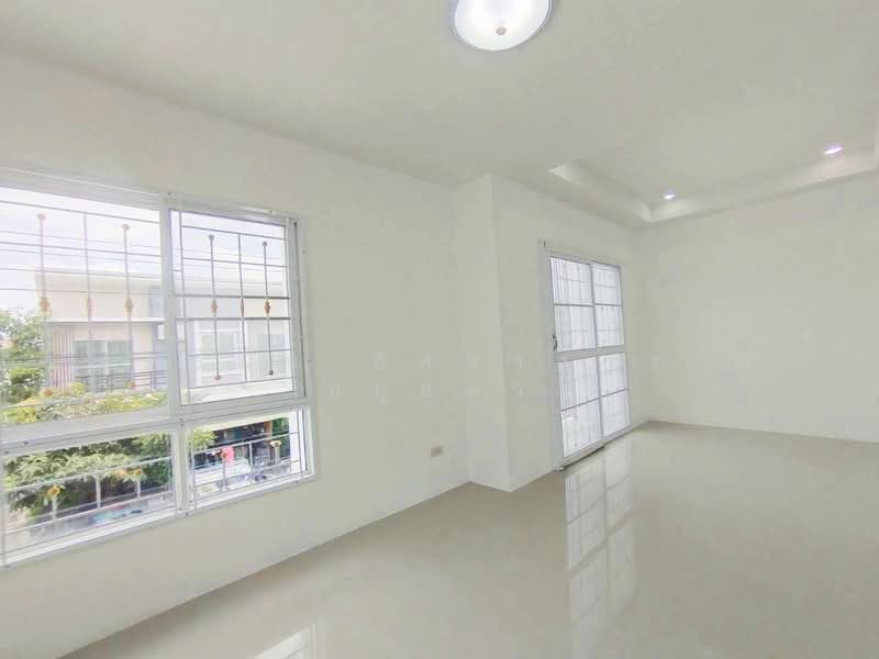 Suan Luang Ville 6, Bangkok, Dok Mai, Prawet, Bangkok, 3 Bedrooms, 78 sqm, Townhouse For Sale, by ภัทรนัน อิศรางกูร ณ อยุธยา, 500448698 - DDproperty.com