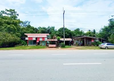 ขาย - บ้านเดี่ยวพร้อมที่ดินบ้านด่าน อุตรดิตถ์, อุตรดิตถ์