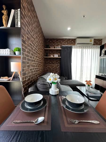 Rich Park @ Triple Station, Bangkok, 591 Srinakarin Road, Suan Luang, Bangkok, 1 Bedroom, 35 sqm, Condo For Rent, by Living Condo, 500448718 - DDproperty.com