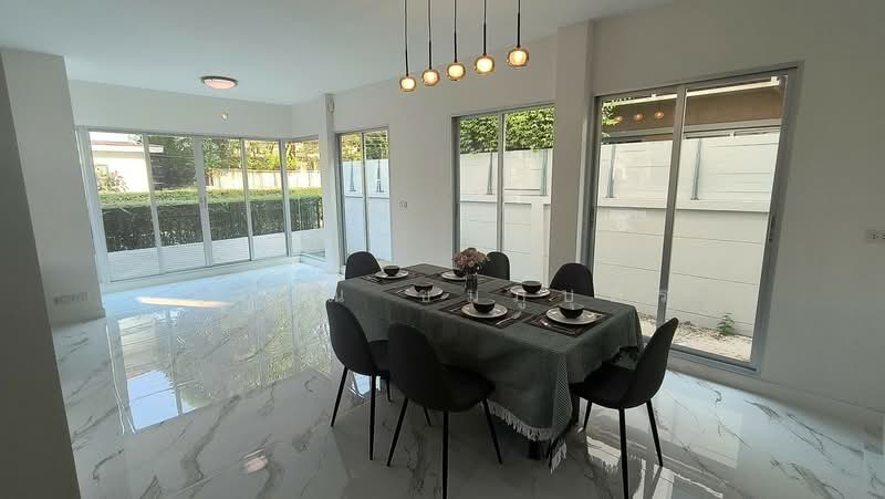 Life Bangkok Boulevard Ramintra 23, Bangkok, Soi Ram Inthra 23, Anusaowari, Bang Khen, Bangkok, 4 Bedrooms, 230 sqm, Single Detached House For Rent, by การุณ ชมภูบุตร, 500448724 - DDproperty.com