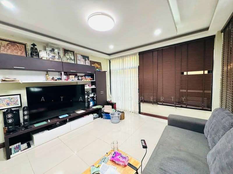 บ้านเดี่ยวหลังใหญ่ หนองค้อ ศรีราชา, ชลบุรี, หนองค้อ, สุรศักดิ์, ศรีราชา, ชลบุรี, 200 ตร.ม., บ้านเดี่ยว ขาย, โดย A.T.A. Property, 500448741 - DDproperty.com