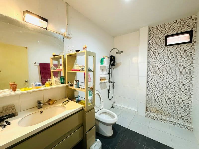บ้านเดี่ยวหลังใหญ่ หนองค้อ ศรีราชา, Chon Buri (Pattaya), หนองค้อ, Surasak, Si Racha, Chon Buri (Pattaya), 4 Bedrooms, 200 sqm, Single Detached House For Sale, by A.T.A. Property, 500448741 - DDproperty.com
