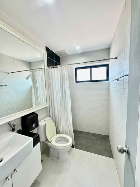 ให้เช่าทาวน์โฮมใหม่ ม.มิลาโน่ทาวน์ เก้ากิโล ศรีราชา, Chon Buri (Pattaya), Surasak, Si Racha, Chon Buri (Pattaya), 3 Bedrooms, 120 sqm, Townhouse For Rent, by Dusit Saengfa, 500448764 - DDproperty.com