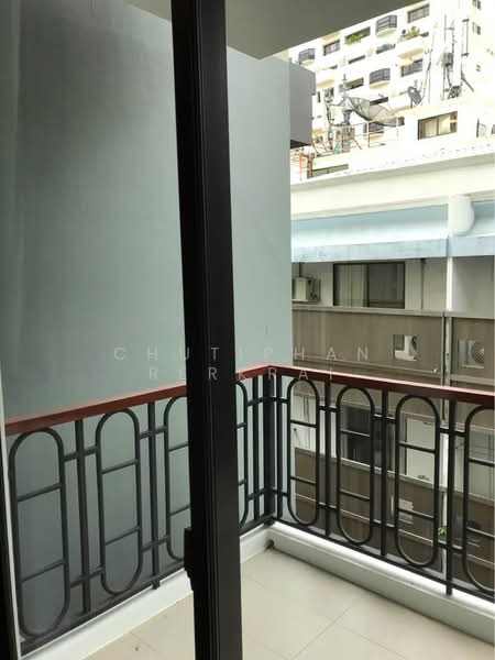 Na Vara Residence : ณ วรา เรสซิเดนส์, กรุงเทพ, 33/6 ซอย หลังสวน, ลุมพินี, ปทุมวัน, กรุงเทพ, 45 ตร.ม., คอนโด ขาย, โดย Chutiphan Rerkrai, 500448765 - DDproperty.com