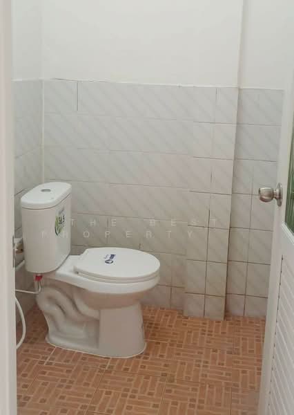 ทาวน์เฮ้าส์หนองจอก กรุงเทพมหานคร, Bangkok, Khok Faed, Nong Chok, Bangkok, 2 Bedrooms, 100 sqm, Townhouse For Sale, by The Best Property เอก, 500448766 - DDproperty.com