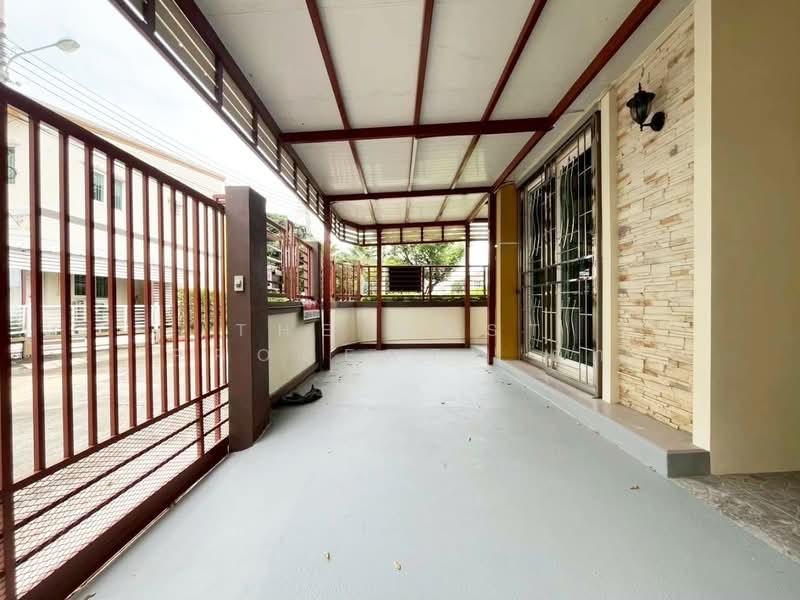 Golden Town Bangna-Kingkaew, Samut Prakan, Soi Kingkaew 31, Rachathewa, Bang Plee, Samut Prakan, 4 Bedrooms, 100 sqm, Townhouse For Sale, by The Best Property ตา, 500448767 - DDproperty.com
