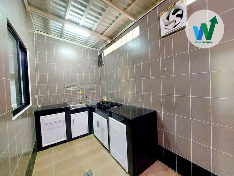 Premium Time Home Wongwaen-Onnut : พรีเมี่ยม ไทม์โฮม วงแหวน-อ่อนนุช, กรุงเทพ, ซอยกาญจนาภิเษก 44 ถนนกาญจนาภิเษก, ดอกไม้, ประเวศ, กรุงเทพ, 129 ตร.ม., ทาวน์เฮ้าส์ ขาย, โดย Sumonta Kannut, 500448770 - DDproperty.com
