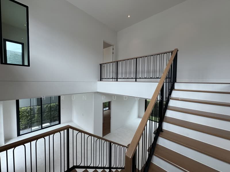 Narinsiri Rama 9-Krungthep Kreetha, Bangkok, Saphan Sung, Bangkok, 4 Bedrooms, 330 sqm, Single Detached House For Sale, by Hirun Pudwaree, 500448794 - DDproperty.com