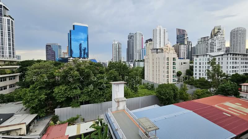 Baan Ananda, Bangkok, Sukhumvit 61, Khlong Tan Nua, Watthana, Bangkok, 3 Bedrooms, 300 sqm, Condo For Rent, by BANGKOK PROPERTY AGENTS, 500448800 - DDproperty.com